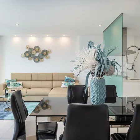 Apartment The Waves, Luxurious 5*, Wifi, Olympic Pool